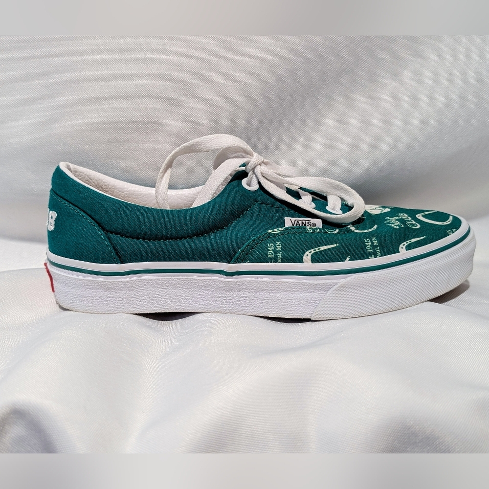 VANS x TURF CLUB Green Shoes EUC - Picture 5 of 16